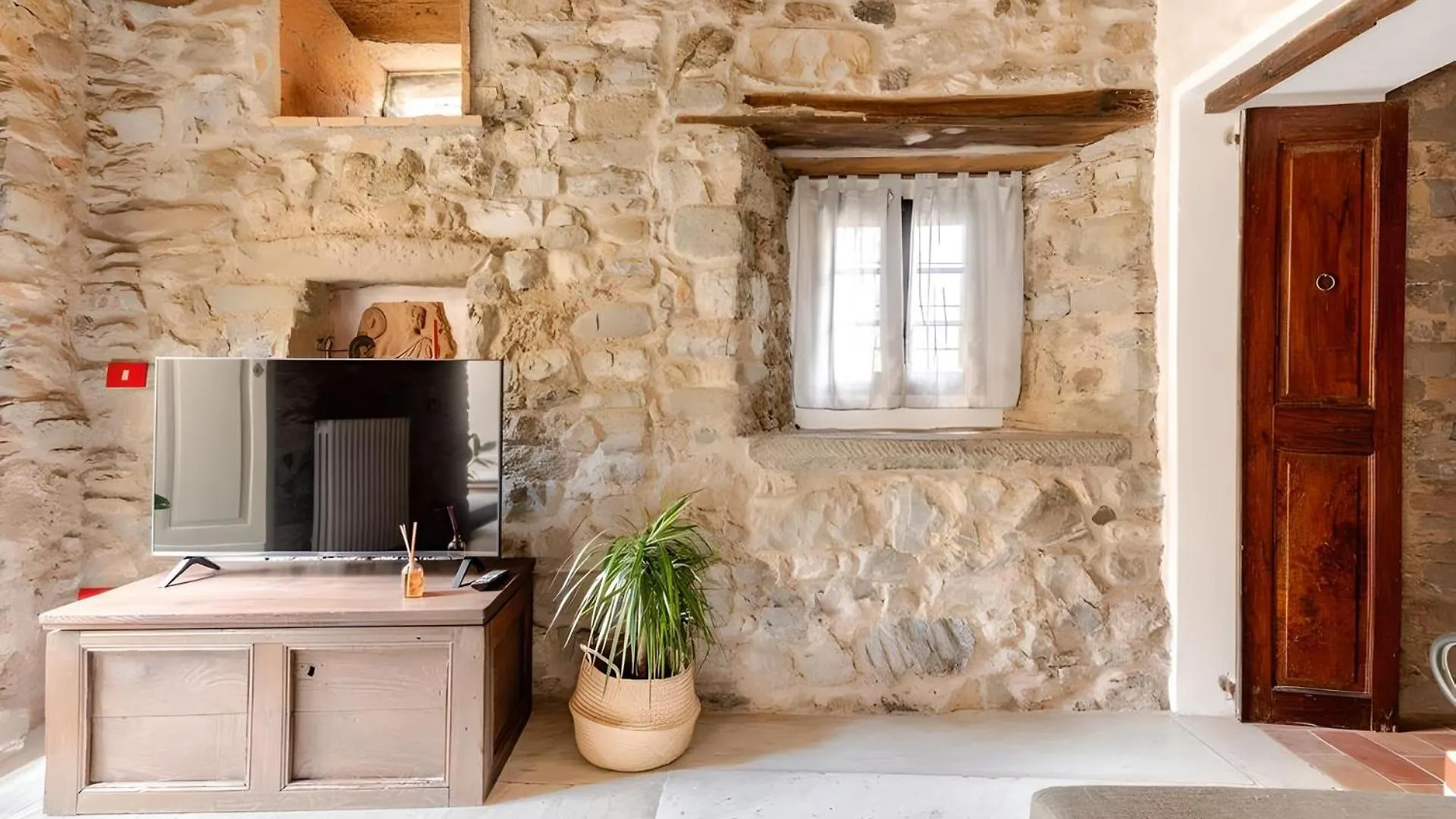 Sambuca Lodge San Romano in Garfagnana Apartment